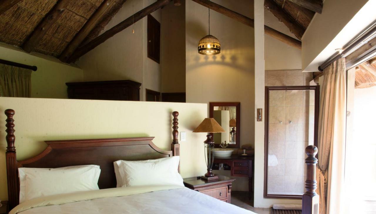 Premier Resort Mpongo Private Game Reserve Macleantown Exterior photo